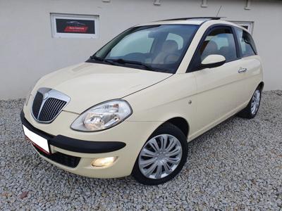 Używane Lancia Ypsilon - 12 700 PLN, 170 000 km, 2003