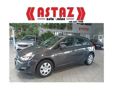 Używane Opel Astra - 34 800 PLN, 136 000 km, 2014