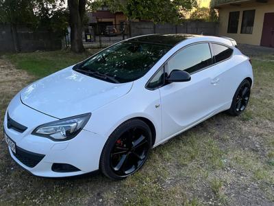 Używane Opel Astra - 22 900 PLN, 240 000 km, 2013