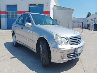 Używane Mercedes-Benz Klasa C - 11 070 PLN, 256 000 km, 2004