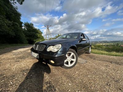 Używane Mercedes-Benz Klasa C - 18 900 PLN, 122 500 km, 2000