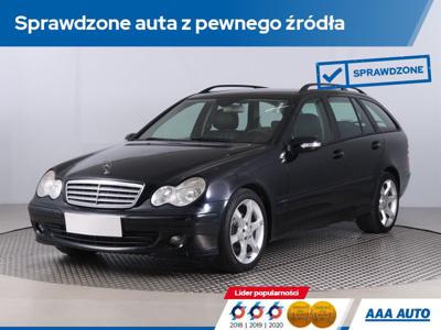 Używane Mercedes-Benz Klasa C - 23 000 PLN, 215 972 km, 2007