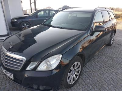 Używane Mercedes-Benz Klasa E - 36 900 PLN, 328 000 km, 2010