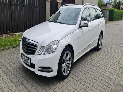 Używane Mercedes-Benz Klasa E - 53 900 PLN, 200 000 km, 2012