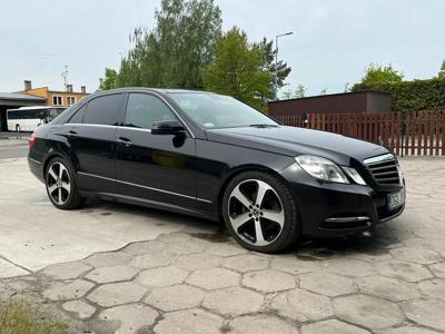 Używane Mercedes-Benz Klasa E - 64 000 PLN, 330 000 km, 2013