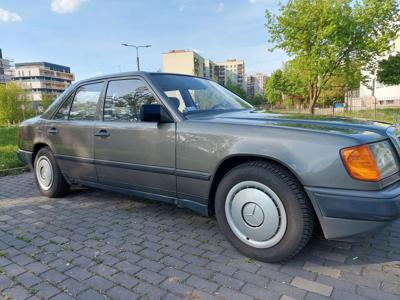 Używane Mercedes-Benz W124 (1984-1993) - 19 700 PLN, 258 000 km, 1988