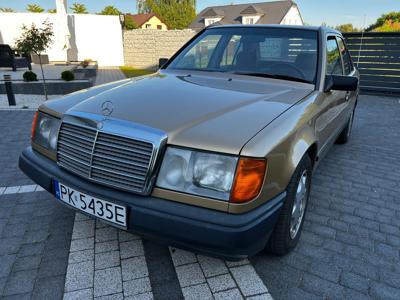 Używane Mercedes-Benz W124 (1984-1993) - 20 000 PLN, 370 850 km, 1988