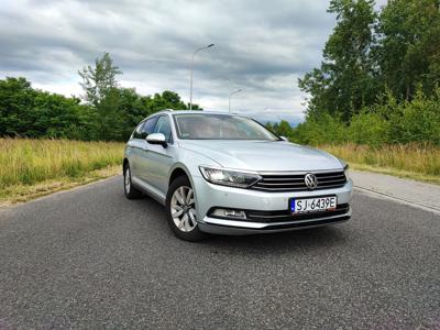 Używane Volkswagen Passat - 68 800 PLN, 195 735 km, 2017