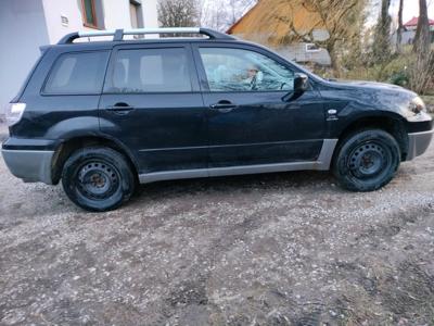 Używane Mitsubishi Outlander - 6 000 PLN, 230 000 km, 2003