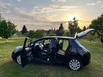 Używane Nissan Leaf - 46 500 PLN, 83 000 km, 2017