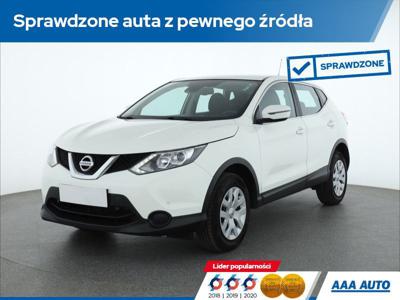 Używane Nissan Qashqai - 50 000 PLN, 102 549 km, 2015