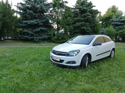 Używane Opel Astra - 15 500 PLN, 230 356 km, 2009