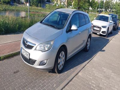 Używane Opel Astra - 18 900 PLN, 195 000 km, 2011
