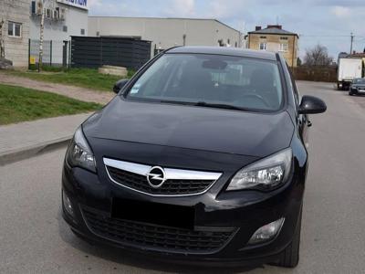 Używane Opel Astra - 24 900 PLN, 219 525 km, 2010