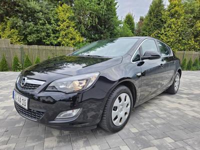 Używane Opel Astra - 25 900 PLN, 250 000 km, 2011