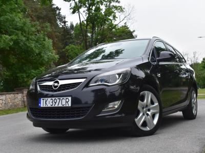 Używane Opel Astra - 26 700 PLN, 199 000 km, 2011