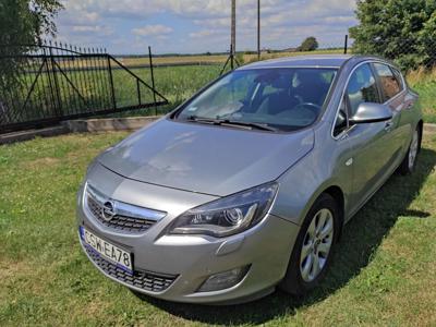 Używane Opel Astra - 28 900 PLN, 167 500 km, 2011