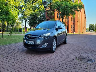 Używane Opel Astra - 28 900 PLN, 178 895 km, 2011