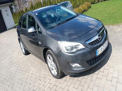 Używane Opel Astra - 29 990 PLN, 134 000 km, 2011