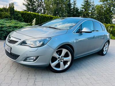 Używane Opel Astra - 32 900 PLN, 159 000 km, 2011