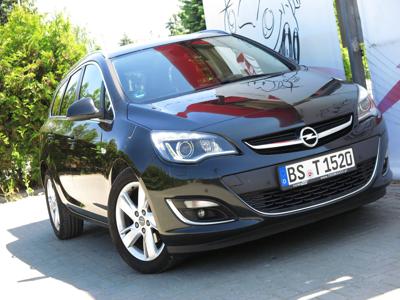 Używane Opel Astra - 31 500 PLN, 190 000 km, 2013