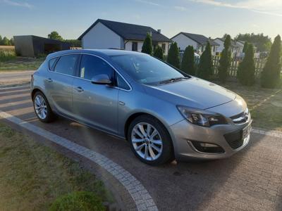 Używane Opel Astra - 32 900 PLN, 120 000 km, 2014