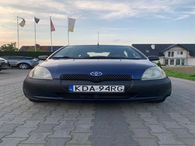 Używane Toyota Yaris - 4 000 PLN, 193 537 km, 2000