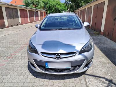 Używane Opel Astra - 35 000 PLN, 173 000 km, 2014