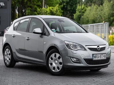 Używane Opel Astra - 31 900 PLN, 140 000 km, 2010