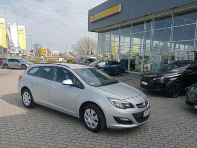 Używane Opel Astra - 36 900 PLN, 185 987 km, 2015
