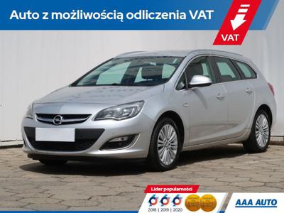 Używane Opel Astra - 38 000 PLN, 176 466 km, 2013