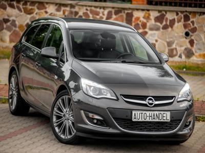 Używane Opel Astra - 37 900 PLN, 236 000 km, 2014
