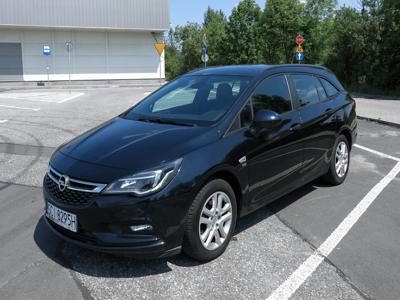 Używane Opel Astra - 44 000 PLN, 63 200 km, 2019