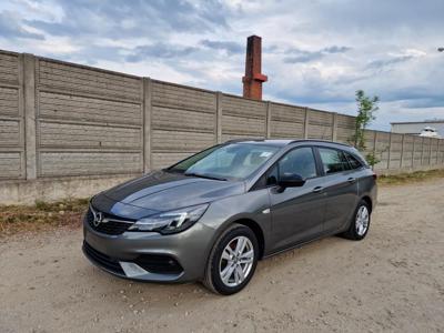 Używane Opel Astra - 45 800 PLN, 55 000 km, 2021