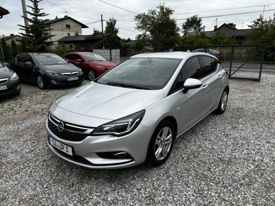 Używane Opel Astra - 54 900 PLN, 90 000 km, 2017