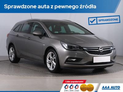 Używane Opel Astra - 56 000 PLN, 86 744 km, 2016