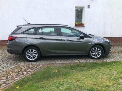 Używane Opel Astra - 67 650 PLN, 45 200 km, 2021