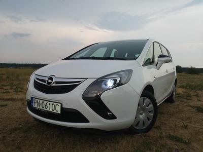 Używane Opel Zafira - 65 000 PLN, 40 000 km, 2016