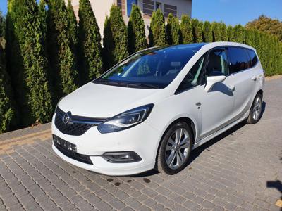 Używane Opel Zafira - 68 800 PLN, 99 764 km, 2017