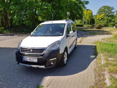 Używane Peugeot Partner - 32 199 PLN, 215 000 km, 2015