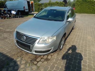 Używane Volkswagen Passat - 7 300 PLN, 241 000 km, 2005