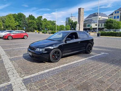 Używane Audi A3 - 5 600 PLN, 330 000 km, 1998