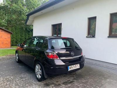 Używane Opel Astra - 18 999 PLN, 165 000 km, 2011