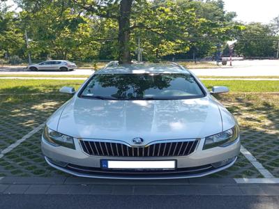 Używane Skoda Superb - 48 950 PLN, 128 000 km, 2014