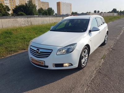 Używane Opel Insignia - 26 600 PLN, 275 507 km, 2010