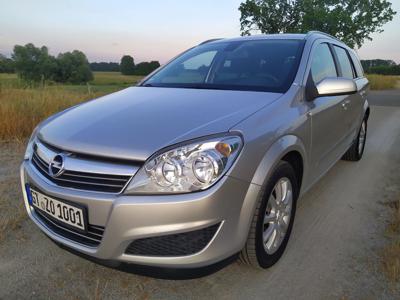 Używane Opel Astra - 14 850 PLN, 227 000 km, 2008