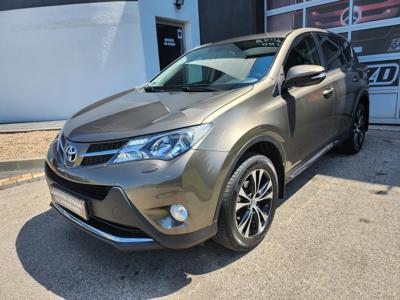 Używane Toyota RAV4 - 64 900 PLN, 234 000 km, 2014