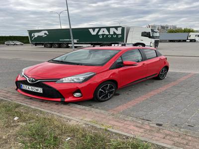 Używane Toyota Yaris - 41 205 PLN, 85 690 km, 2015