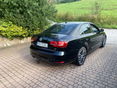 Używane Volkswagen Jetta - 36 900 PLN, 134 000 km, 2015