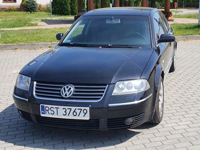 Używane Volkswagen Passat - 25 000 PLN, 301 550 km, 2002